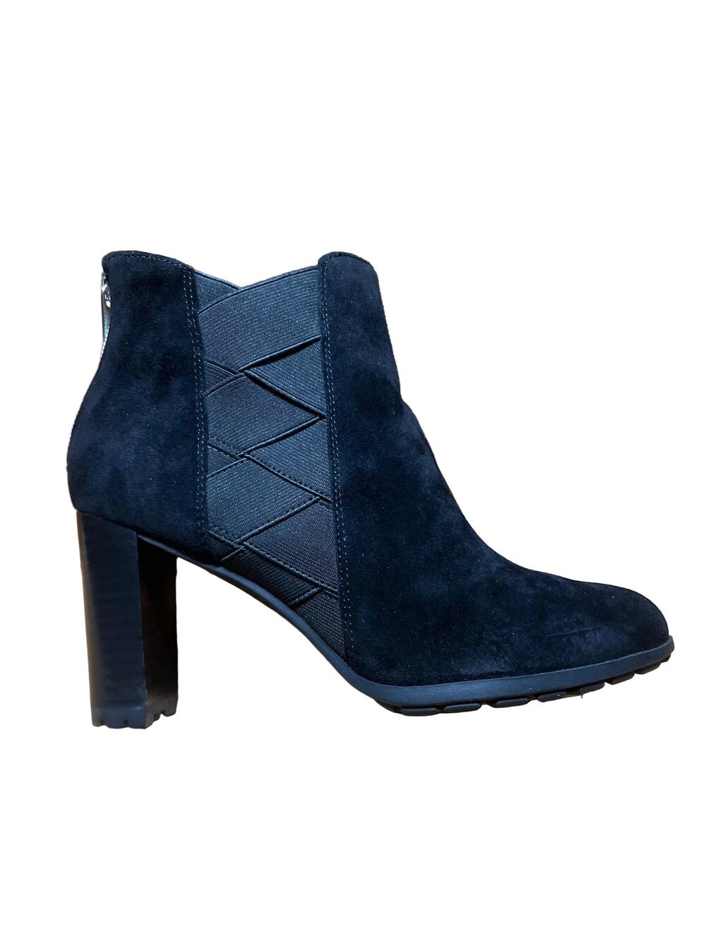 ADRIENNE VITTADINI Women's •Trinie• Black Suede Leather Ankle Bootie 6M